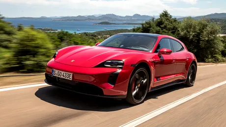 Nemulțumiri din partea proprietarilor de mașini electrice: Porsche ajunge din nou în instanță