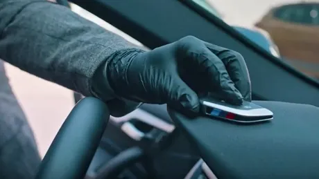BMW lansează un serviciu de livrare și predare a mașinii fără contact direct