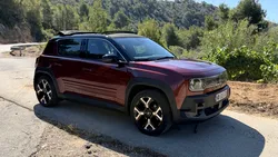 Am testat noul Renault 4 Plein Sud. 10 lucruri care mi-au plăcut la versiunea cu plafon textil și unul care putea fi mai bun