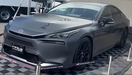 Toyota Mirai Sport Concept: viitorul mașinilor electrice, acum în varianta sport – VIDEO