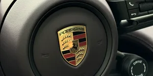 VIDEO – Porsche pregătește lansarea noului său hypercar. Va fi derivat din prototipul ce concurează la Le Mans