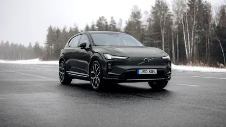 Volvo își actualizează tehnologia pentru mașini conectate. Poate avertiza alte mașini cu privire la pietoni sau lucrări, printre altele