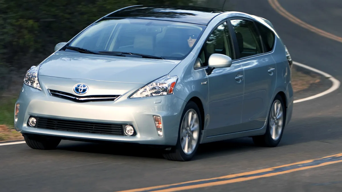 Toyota Prius V la Detroit