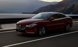 Mazda ar putea construi un sedan cu tracțiune spate, care să concureze cu BMW. Care este motivul pentru care încă nu există?