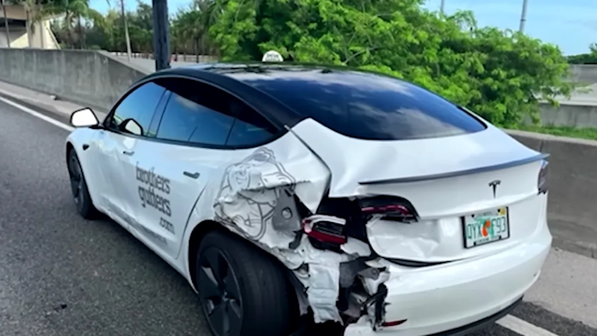 Pilotul automat al unui automobil Tesla i-a salvat viața acestei femei