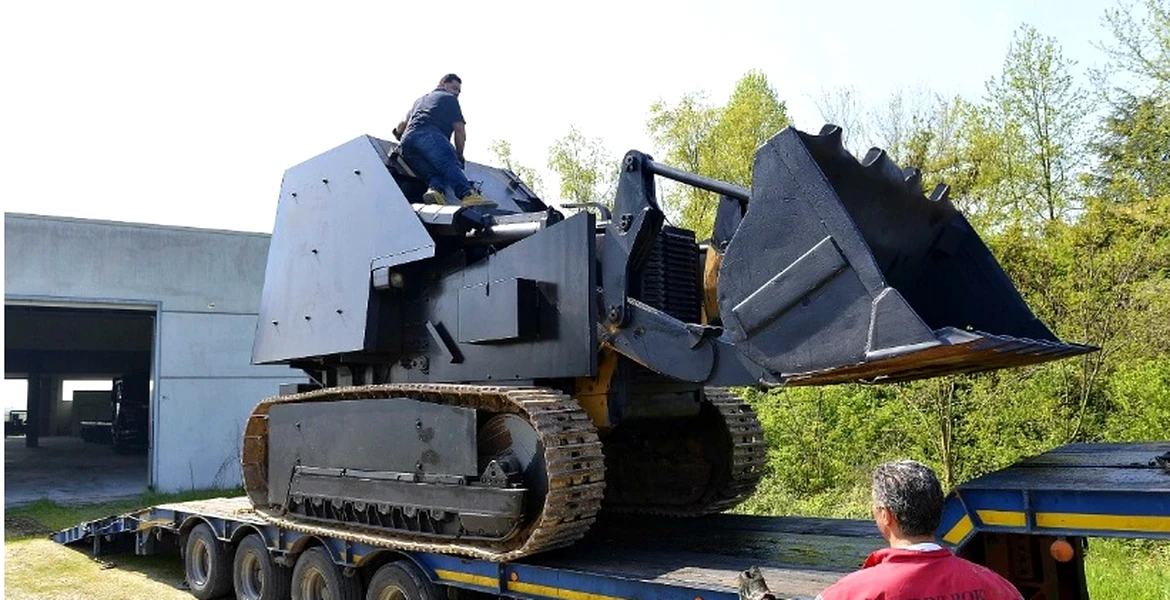 Inginer moldovean condamnat la închisoare pentru că ar fi construit un tanc