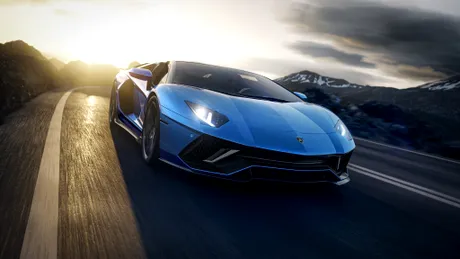Lamborghini va produce în 2022 ultimele modele cu motoare cu combustie internă