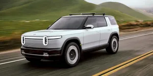 Rivian lansează o campanie de rechemare, din cauza bateriilor care nu au fost fixate corespunzător