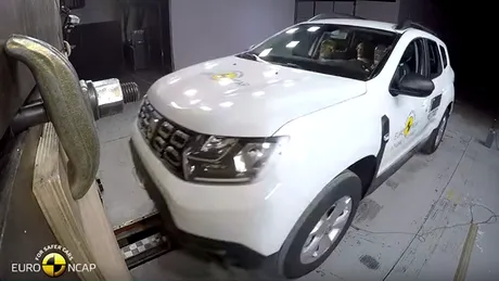 Acum e acum. Dacia Duster 2018 la crash test. A evoluat sau nu - VIDEO