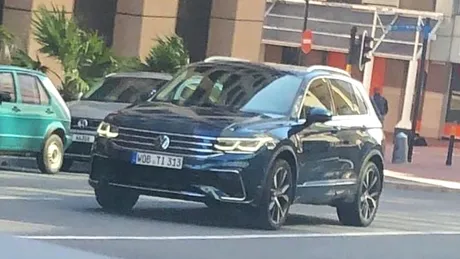 Volkswagen Tiguan facelift a fost surprins fără folie camuflaj înainte de lansare