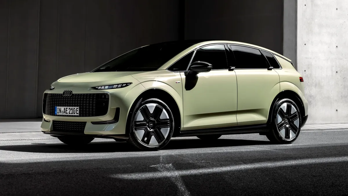 Audi prezintă noul A2 e-tron, urmașul primei generații de acum două decenii. Rival pentru VW ID.3 Neo și viitorul BMW Seria 1 electric