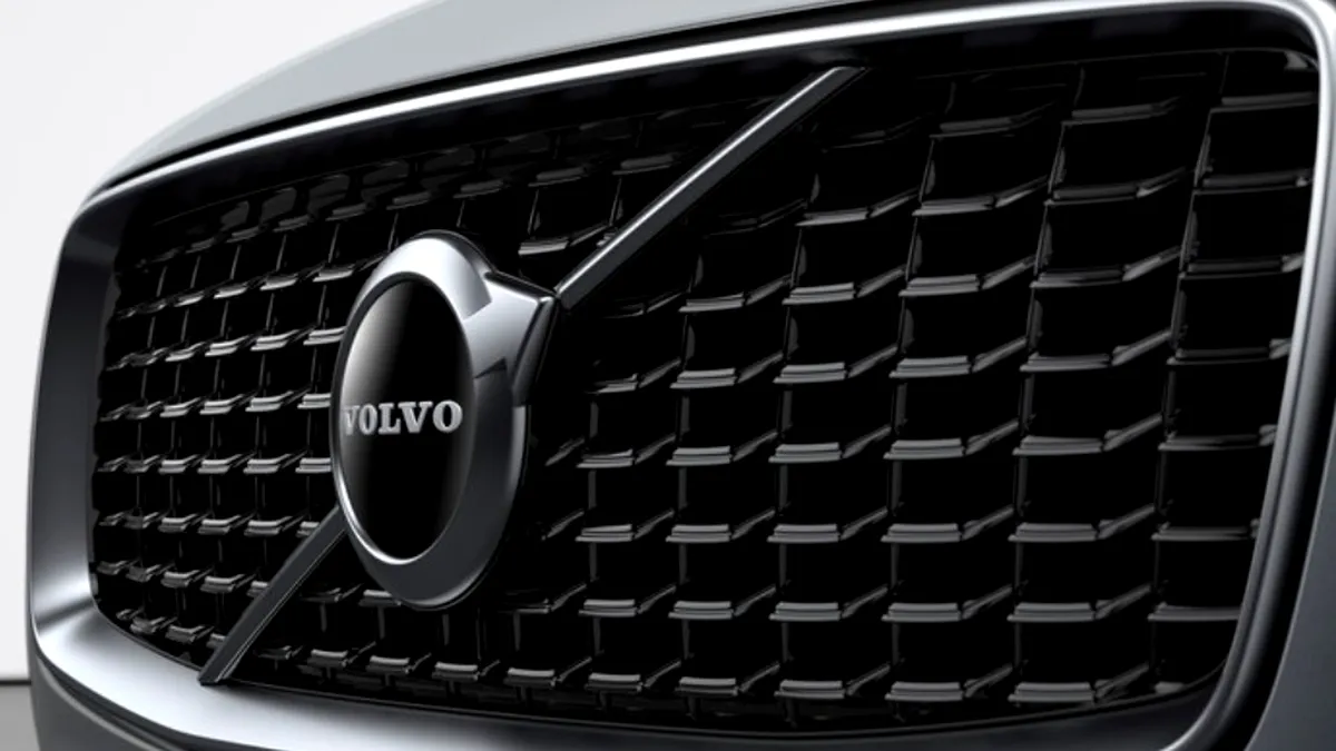 Cel mai scump Volvo vândut pe autovit.ro. Este unul dintre cele mai sigure SUV-uri din toate timpurile