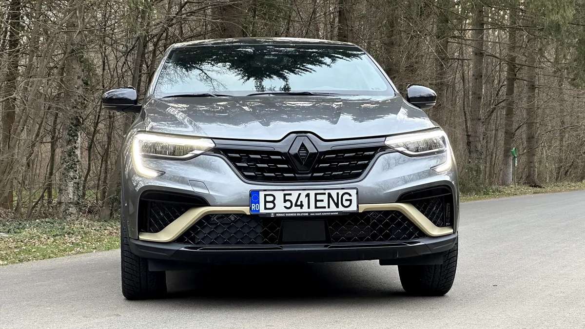 Renault Arkana: Un SUV hibrid aspectuos, la un preț rezonabil - VIDEO