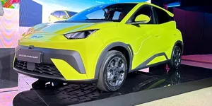 Video / Cele două mari anxietăți ale șoferilor care trec la mașini electrice. Ce spun specialiștii despre riscurile reale