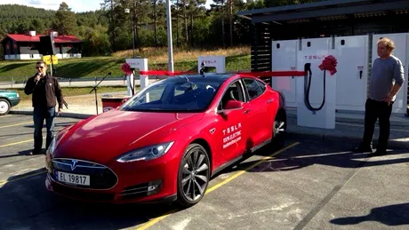 Reţeaua de încărcare Tesla Supercharger a ajuns în Europa
