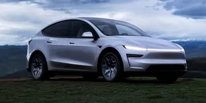 <span class='prepend'>Foto |</span> Din China, în SUA: Tesla Model Y cu ampatament extins ajunge și în Statele Unite, cu autonomie de peste 500 km