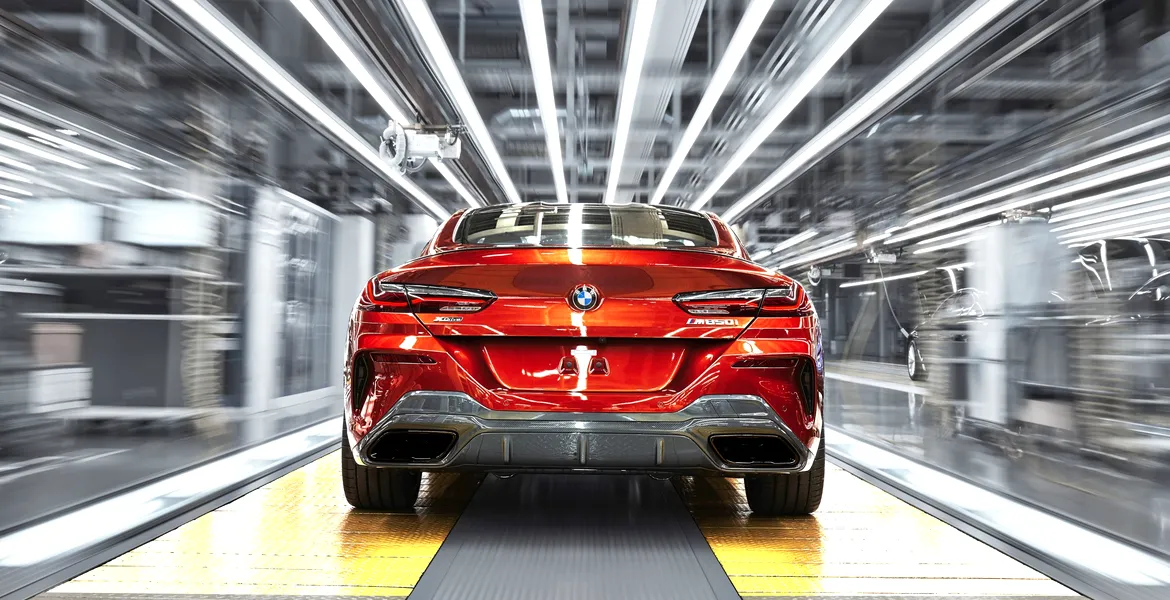 BMW taie costurile. Cum vor avea de suferit angajații?