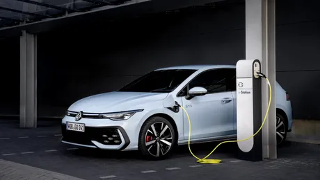 Volkswagen Golf primește noi motorizări PHEV cu până 272 CP și peste 140 KM autonomie electrică