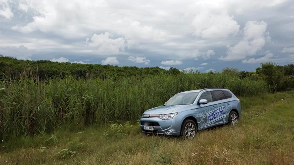 Am testat Mitsubishi Outlander PHEV. Propunere eco-viabilă