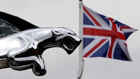 Jaguar Land Rover opreşte temporar activitatea în fabricile britanice, din cauza Brexit