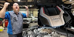 Video / Misterul unui Audi cu Check Engine aprins: dealerul nu găsește problema reală, dar un mecanic independent vine cu o soluție