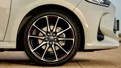 Românii preferă mașinile noi hibrid și pe gaz, dar cele mai comercializate vehicule sunt SH