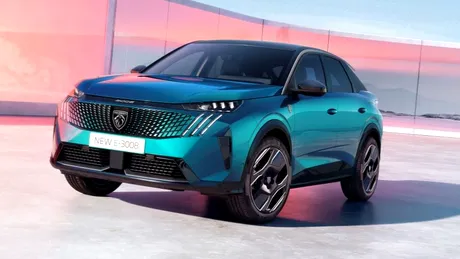 Electricele Peugeot E-3008 și E-5008 primesc o nouă configurație mai performantă, cu peste 300 CP
