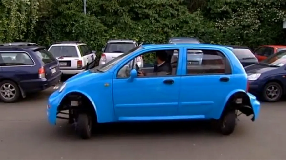 Parcarea laterală, acum mai uşoară - invenţia secolului? VIDEO