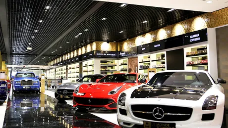 Un showroom cu maşini scumpe a fost prădat de hoţi. Ce maşini caută hoţii anul acesta