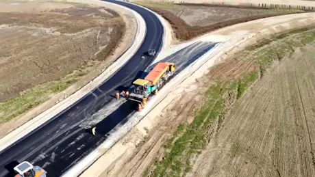 Câți bani primește statul român ca să construiască drumul expres Craiova-Pitești?