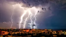 ANM anunță o săptămână BIZARĂ în România! Furtuni ANORMALE și fenomene extreme în aceste zone