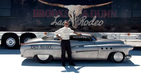 Oameni şi maşini: Jeffrey Lee Brock şi Buick Super 1952 „Bombshell”