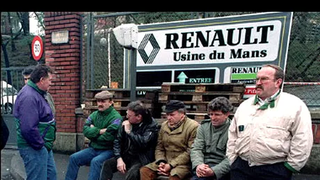 Renault frânează producţia în Franţa