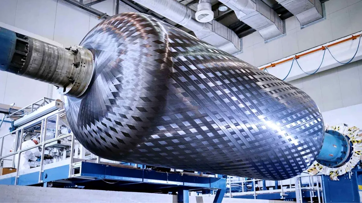 Inginerii au dezvoltat un material capabil să se autorepare de peste 1.000 de ori, ce promite să prelungească durata de viață a componentelor auto