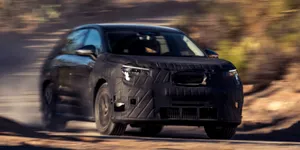 Skoda Peaq atacă Kia EV9 și Ioniq 9 cu autonomie de peste 600 km. Lansarea are loc pe 23 iunie