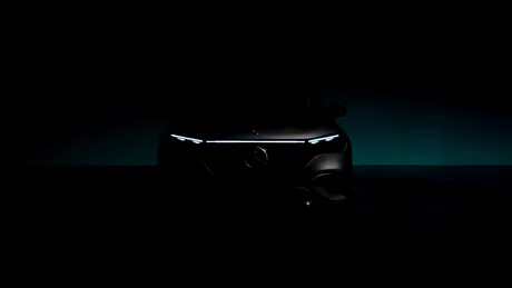 Mercedes dezvăluie o ultimă imagine teaser cu viitorul EQE SUV