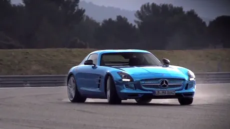 Mercedes-Benz SLS AMG Electric Drive, condus de Chris Harris. VIDEO