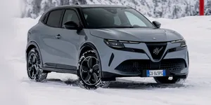 Alfa Romeo lansează versiunea cu tracțiune integrală pentru SUV-ul Junior – FOTO