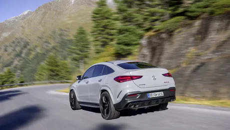 TOP 10 Cele mai bune mașini pe care le poți cumpăra astăzi. Dacia Duster, alături de Mercedes GLE și BMW Seria 4