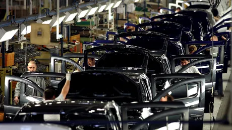 Guvernul francez va susține Renault și PSA pe perioada crizei provocate de coronavirus