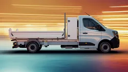<span class='prepend'>Foto |</span> Renault lansează un nou program de conversie a autoutilitarelor sale. Francezii promit timpi de livrare cu 30% mai mici 