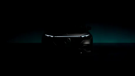 Mercedes dezvăluie o ultimă imagine teaser cu viitorul EQE SUV