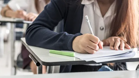 Ce lucruri pot avea elevii la ei la examenele de la Evaluarea Naţională. Care sunt regulile la 