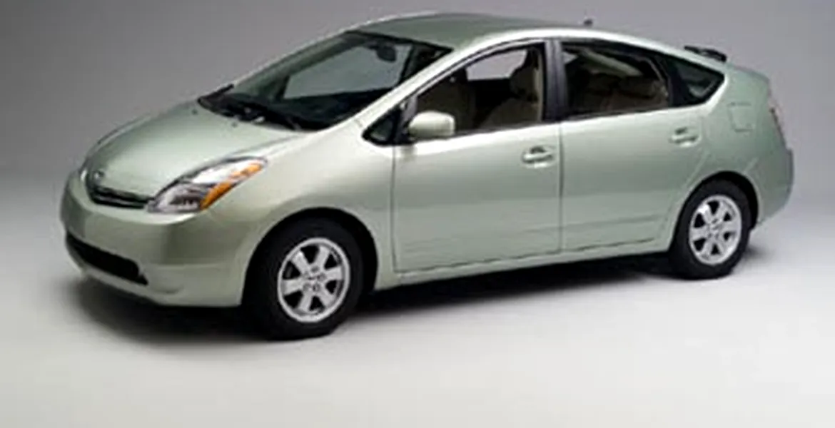 Toyota Prius pe primul loc!