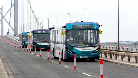 Marea Britanie lansează prima linie de autobuze autonome la Edinburgh