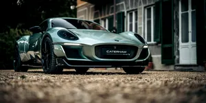 Caterham dezvăluie conceptul Project V, un coupe electric cu autonomie de 400 de kilometri