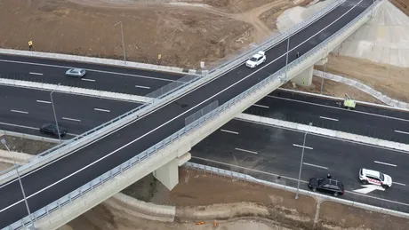 Autostrada A7, în reparații la scurt timp după deschidere: balize lipsă și tasări pe mai multe sectoare