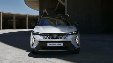 Noul Renault Scenic E-Tech a fost desemnat Mașina Anului 2024