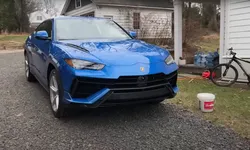 Cum arată un Lamborghini Urus fără opțiuni? Configurația pe care nimeni nu o vrea – VIDEO