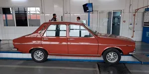 Pare o banală Dacia 1300, dar este o raritate. Cum arată un Renault 12 produs în Spania – GALERIE FOTO